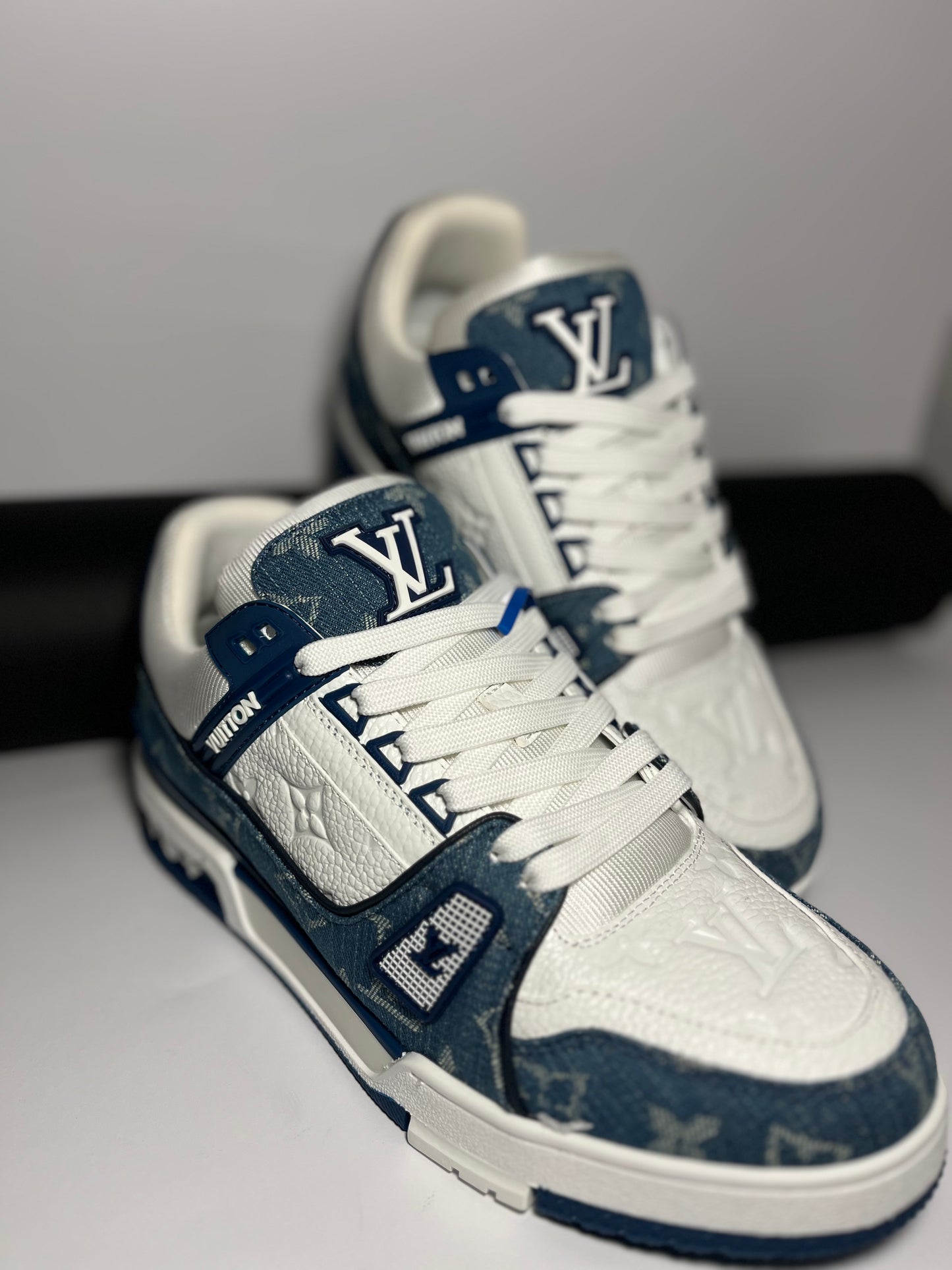 LV Blue